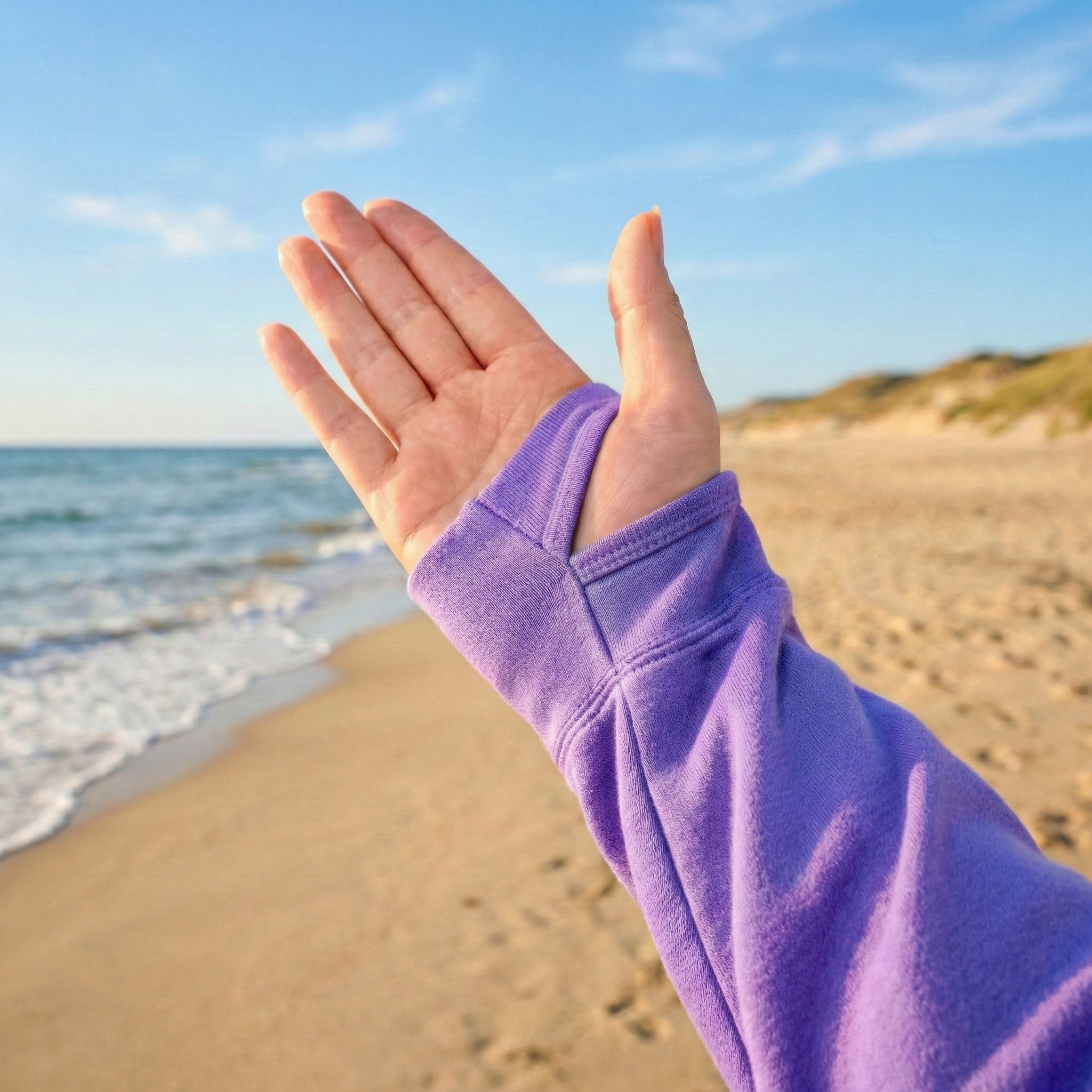 Cross-Neck Hoodie - Strandflieder